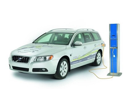 Video: Volvo ibrida plug-in: nel 2012 nuova versione.. (Guarda)