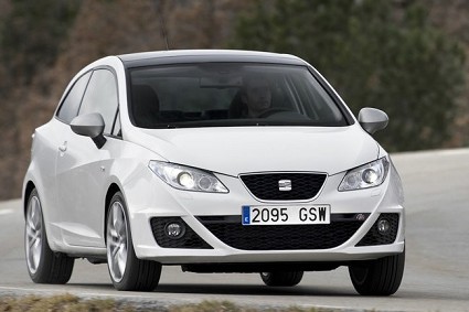 Video: Seat Ibiza FR 2.0 TDI con nuovi motori. Dotaz.. (Guarda)